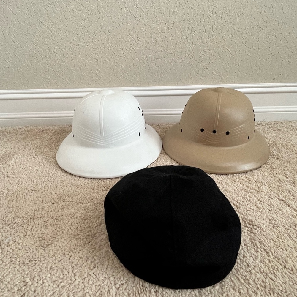 2 Safari Kids Hat & 1 Ascot Cap